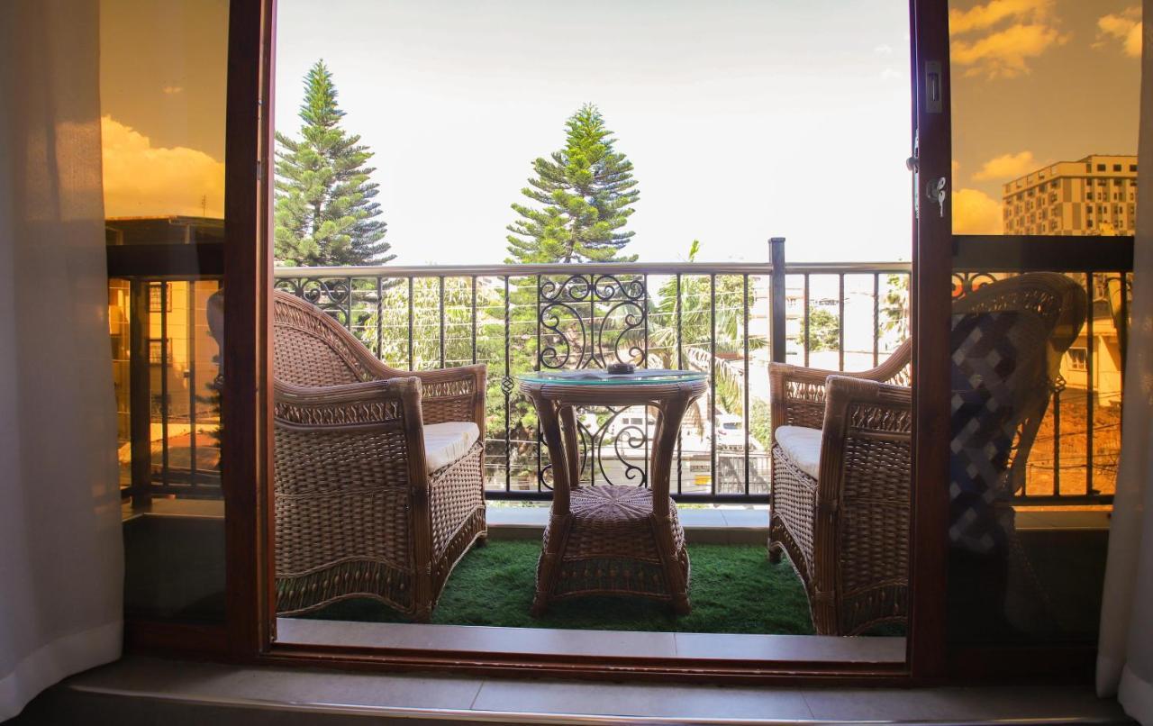 Lantern Serviced Apartments ナイロビ エクステリア 写真